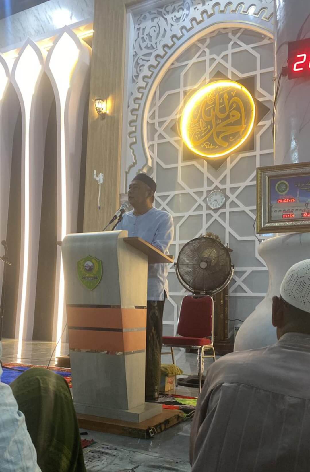 ​Ajak Makmurkan Masjid Raya Lasinri, Wabup Barru Abustan Titip Doa untuk Keselamatan Barru