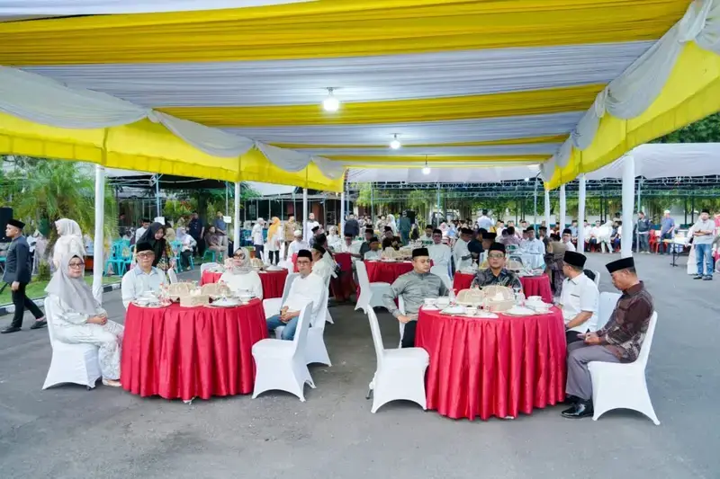 ​Di Pendopo Bupati Barru, Ramadan Menjadi Jembatan Keharmonisan dan Persatuan