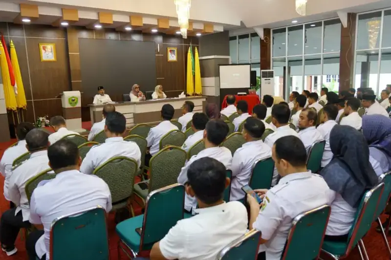 Bupati Andi Ina Instruksikan Kades Kawal Operasional Koperasi Desa Merah Putih Tanpa Konflik Lahan