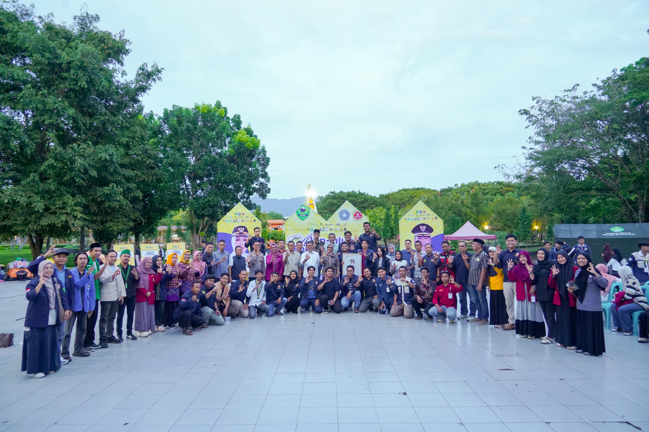 ​Buka Alun-Alun English Camp Chapter 2, Bupati Barru Ajak Pemuda Kuasai Bahasa Asing Tanpa Lupakan Agama
