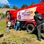 ​Peringati Hari Bhayangkara ke-80, Polres Barru Bersama BPBD Salurkan Air Bersih ke Warga Terdampak Kekeringan