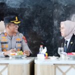 Kapolres Barru Hadiri Pelantikan Kepala Desa Terpilih, Personel Polres Laksanakan Pengamanan untuk Pastikan Kegiatan Berjalan Aman dan Kondusif