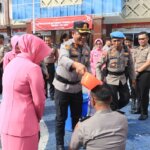 Kapolres Barru Pimpin Upacara Kenaikan Pangkat 27 Personel, Tekankan Profesionalisme dan Pengabdian kepada Masyarakat