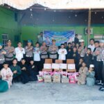 ​HUT Propam Polri ke-24: Polres Barru Berbagi Sembako di Balusu