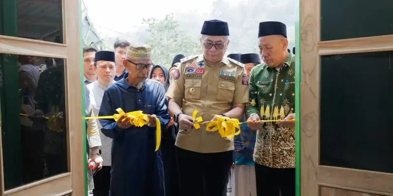 Wakil Bupati Barru Resmikan Musholla Darul Muttaqin Lemoe