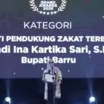 Kategori Bupati Pendukung Zakat Terbaik BAZNAS RI, Andi Ina Terima Penghargaan Grand Awards 2026