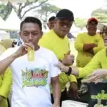 Didampingi Bupati Andi Ina, Bupati Sidrap Berkunjung ke Stand Barru