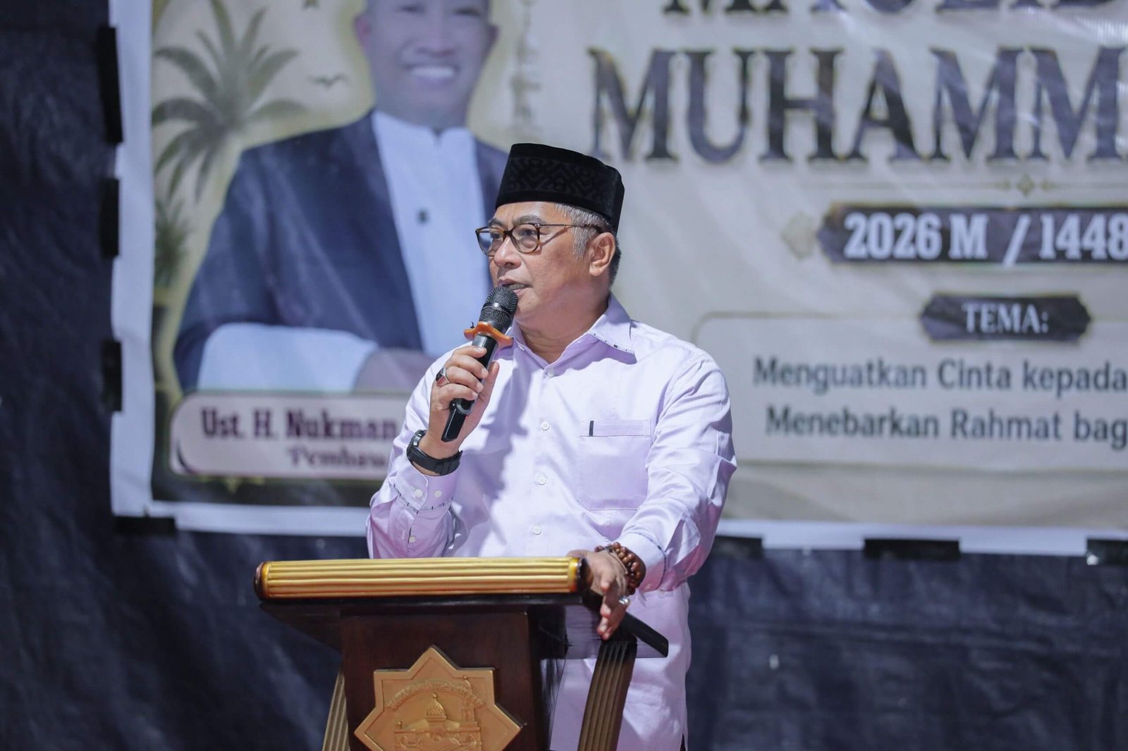 Maulid Nabi di Barru, Abustan Tekankan Pentingnya Saling Menyayangi dan Menolong